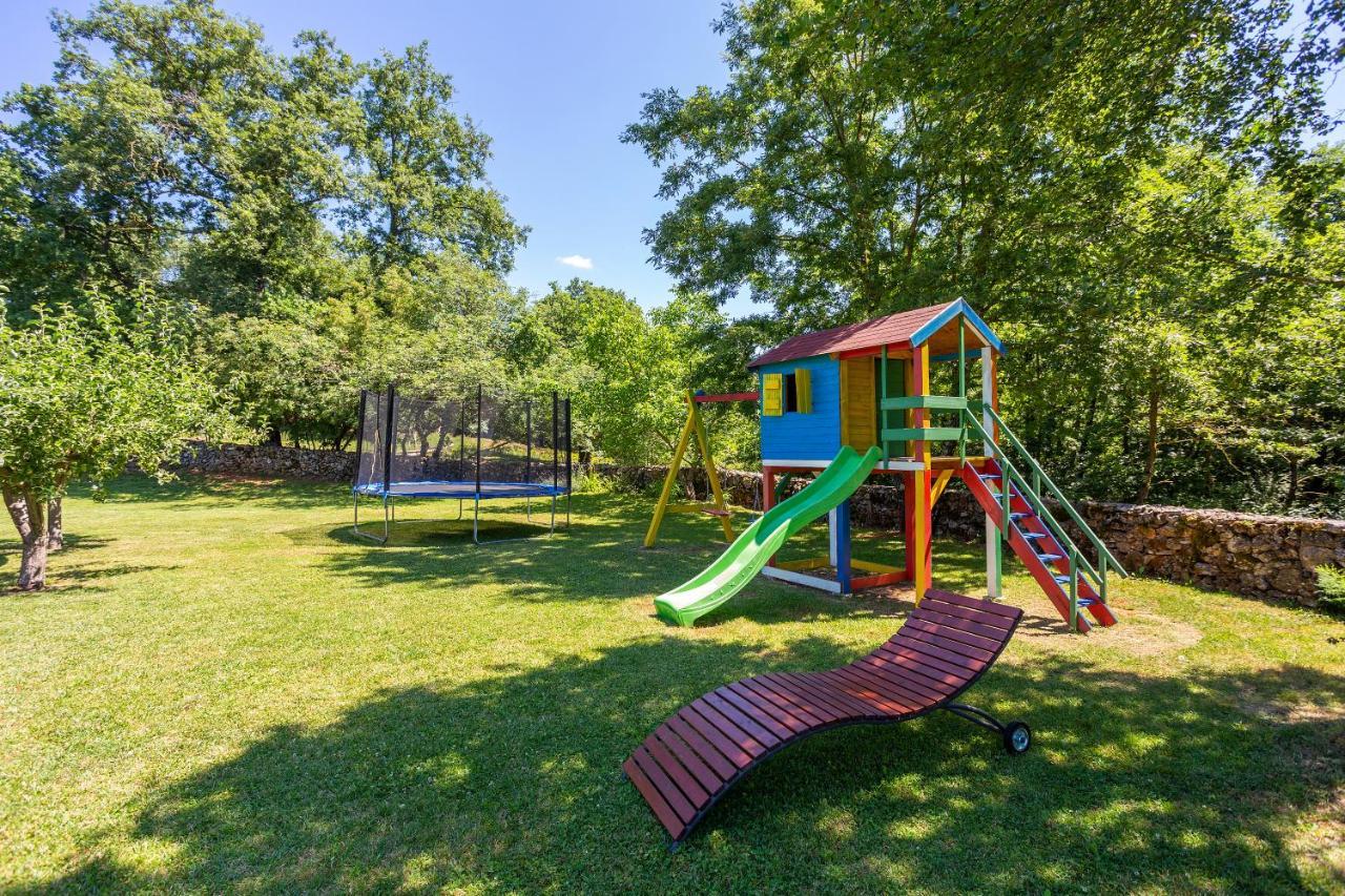 Villa Krizanci Zminj Luaran gambar