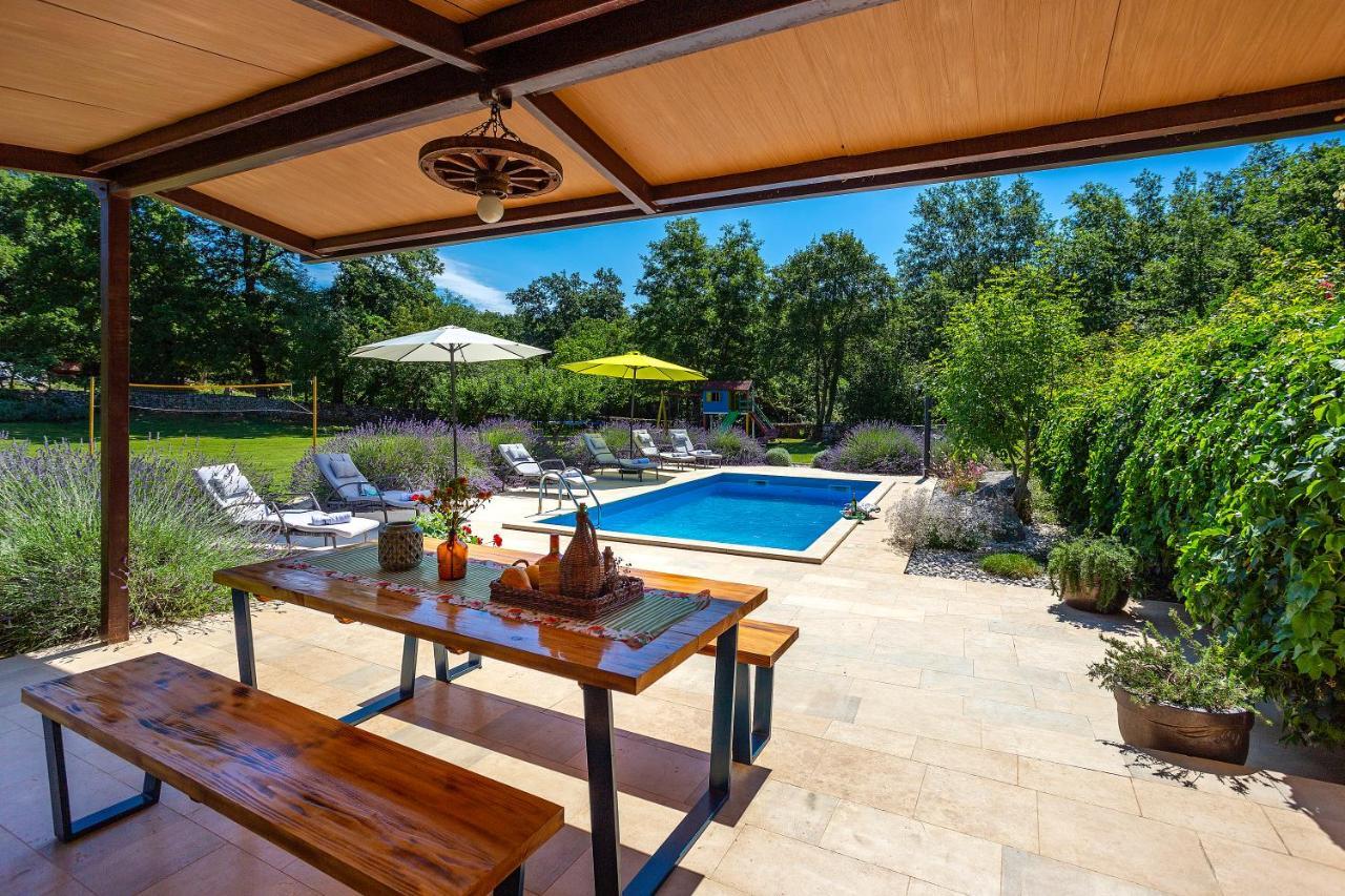 Villa Krizanci Zminj Luaran gambar