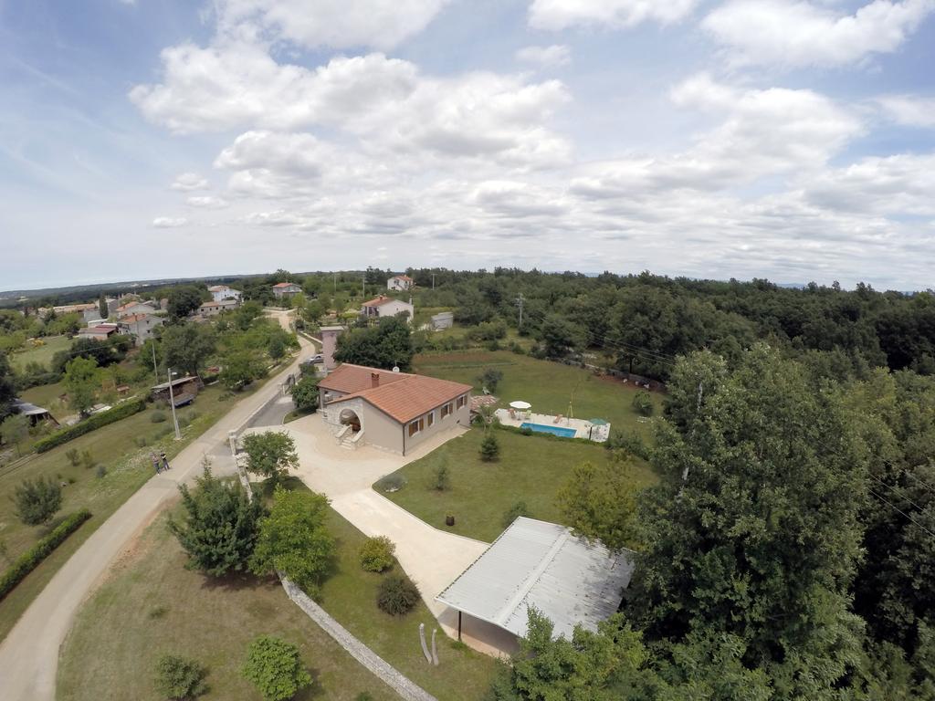 Villa Krizanci Zminj Luaran gambar