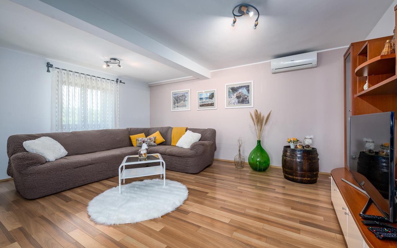 Villa Krizanci Zminj Luaran gambar